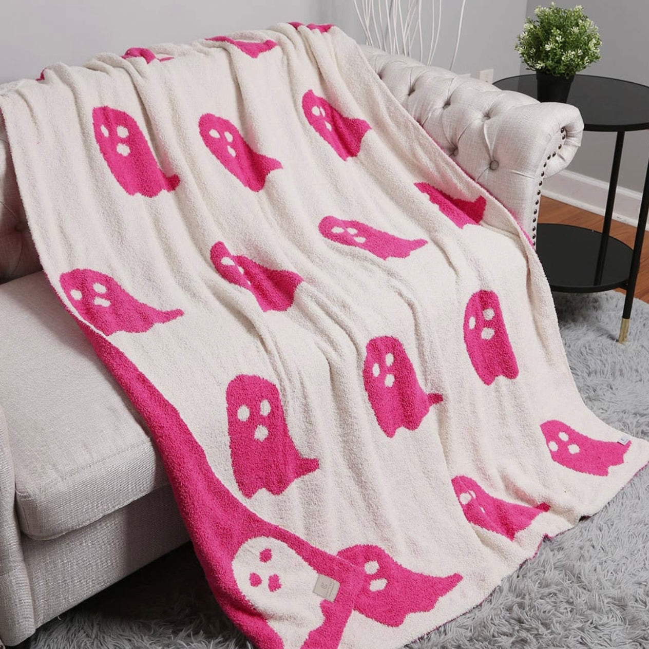 Fuzzy Ghost Blanket Mary Kathryn Design