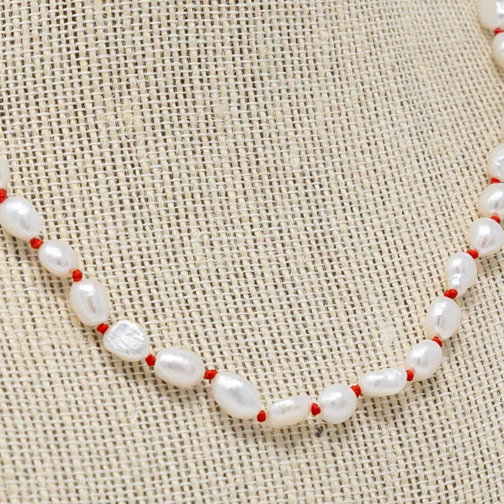 Red Beaded Pearl Necklace