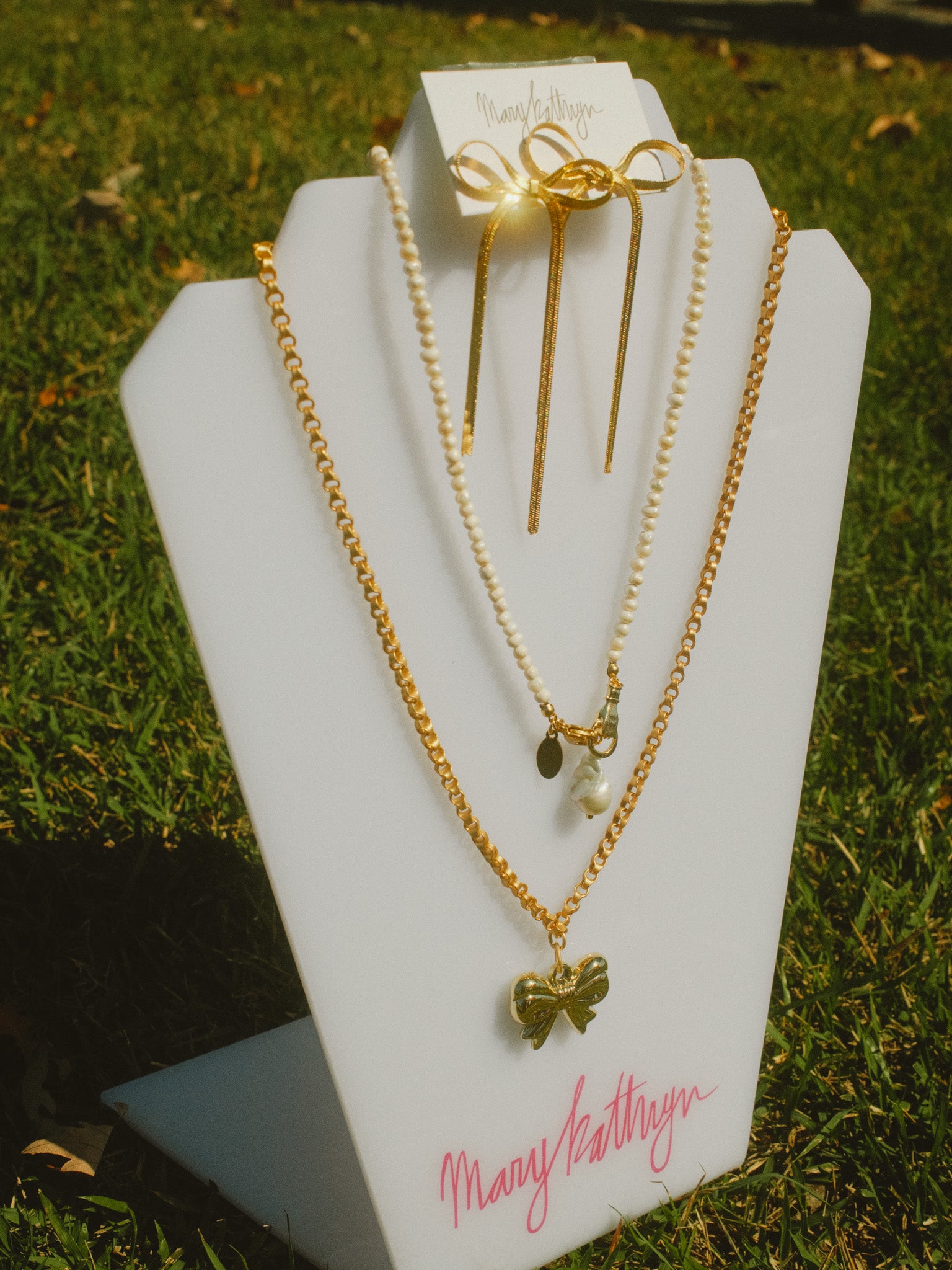 Fancy Girl Ribbon Necklace
