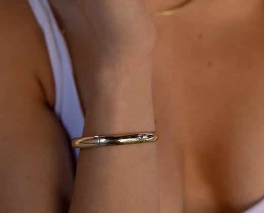 Jackie 14k Gold Bangle